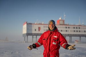 70 Wochen Antarktis - Überwinterung im ewigen Eis - Vortrag von Michael Trautmann Antarktis-Überwinterer und Fotograf des SPIEGEL-Bestsellers Polarschimmer