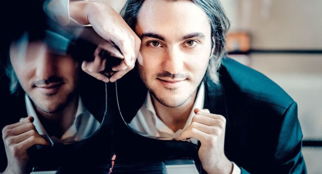 alexander-gadjiev-klavier-werke-von-ua-beethoven-debussy-liszt-schumann