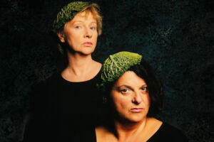 Alte Mädchen - Aufgetaucht