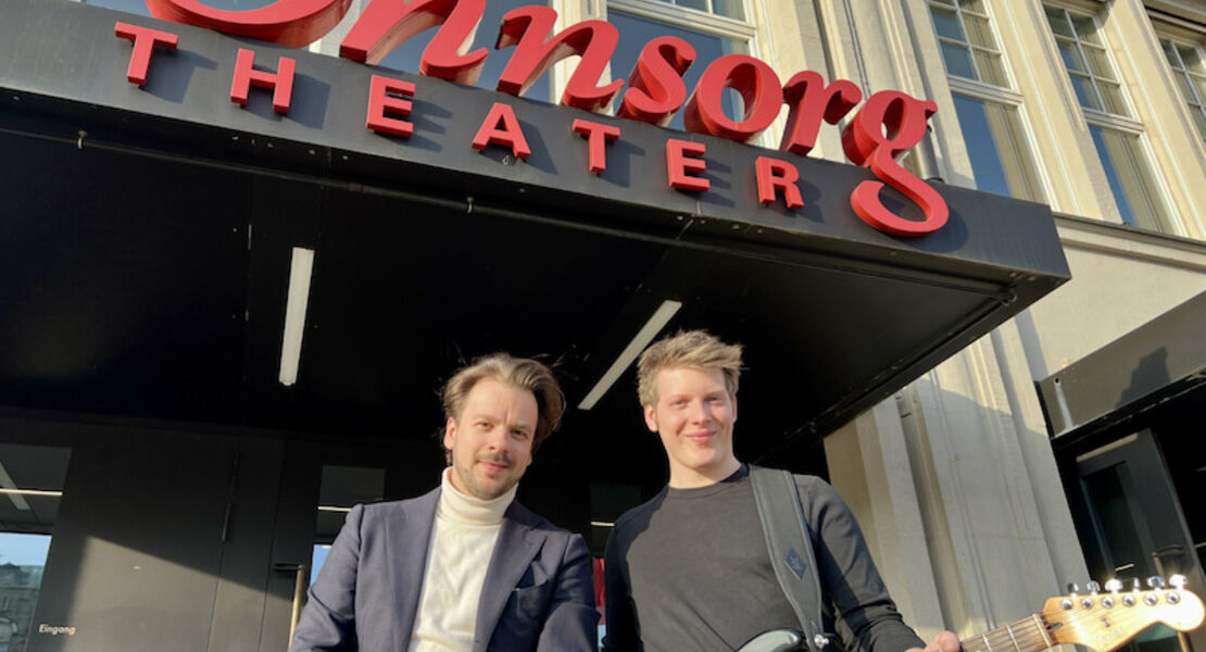 das-hamburger-rudelsingen-im-ohnsorg-theater-das-mitsing-event-fur-alle