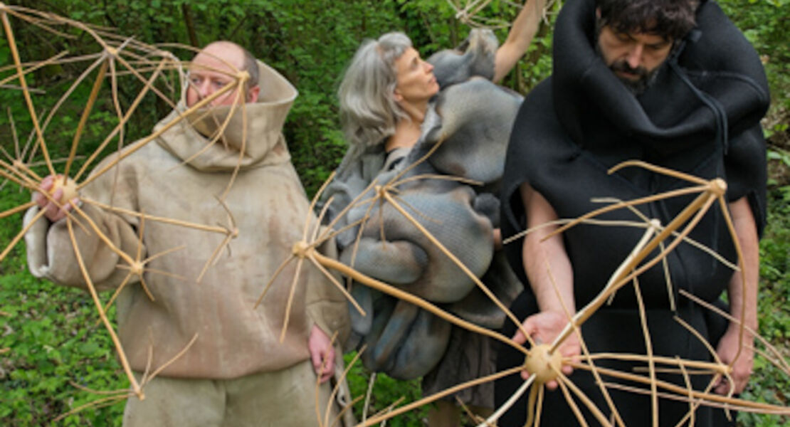 das-grune-herz-ein-theaterspaziergang-zwischen-baumen-und-traumen-veranstaltung-entfallt