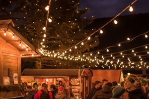 Weihnachtsmarkt unterm Lichterzelt 2026