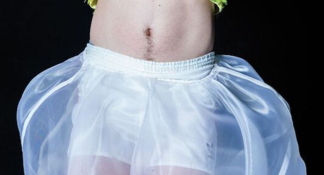 kurz-und-nackig-komodie-von-jan-neumann