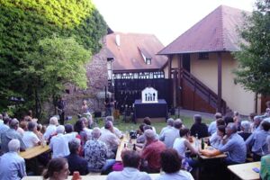 Freilichttheater & Livemusik