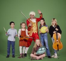Happy Birthday, Amadeus Torten, Kerzen und Geschenke / ab 6 Jahren - Folkwang Kammerorchester Essen