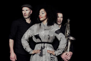 Jazzfrühschoppen mit Linda Kyei Trio - Entspannter Jazz mit Weisswürsten, Brezeln, Hefezopf and more