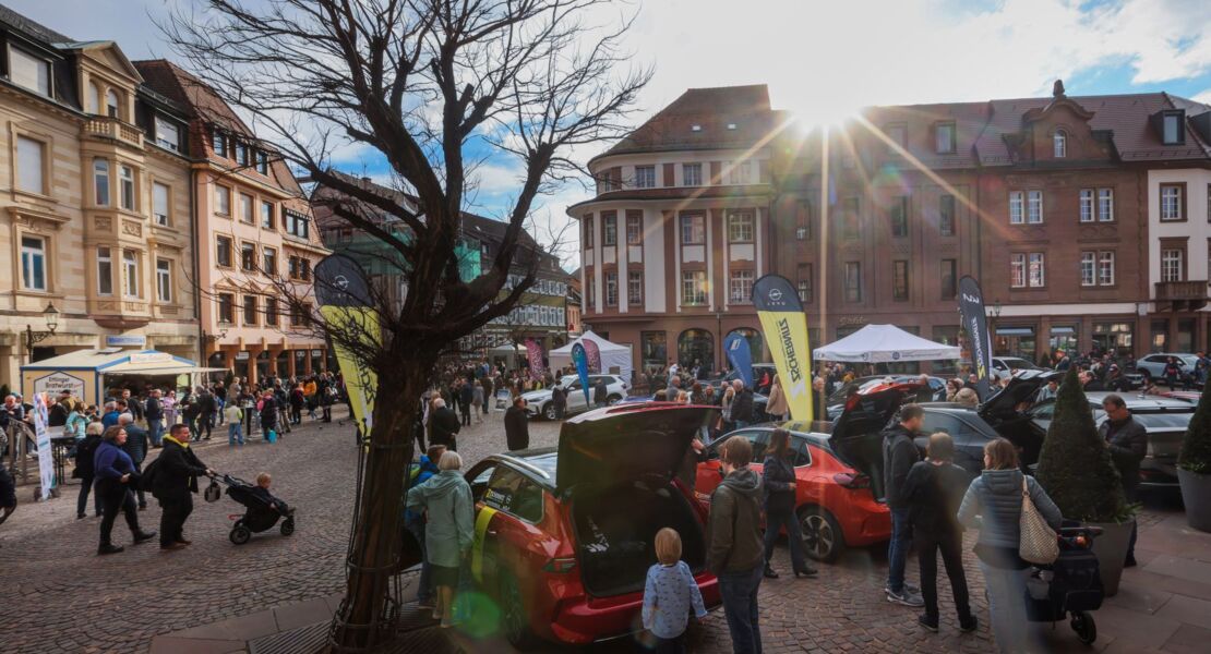 auto-mobil-mit-verkaufsoffenem-sonntag