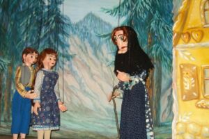 Wir warten auf den Weihnachtsmann - Marionettentheater Hänsel und Gretel
