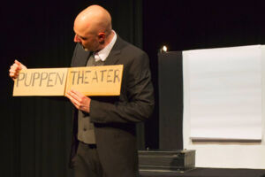 Eine Geschichte des Figurentheaters