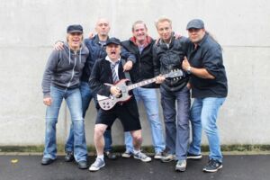 AB/CD - Bon Scott meets Brian Johnson