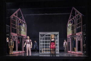 Die Dreigroschenoper - Theaterstück mit Musik von Bertolt Brecht und Kurt Weill