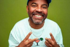 Simon Pearce - Funny Bones