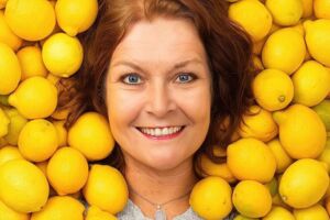Es gibt ein Leben über 50, 60 - jedenfalls für Frauen! - Kabarett & Comedy mit Annette von Bamberg