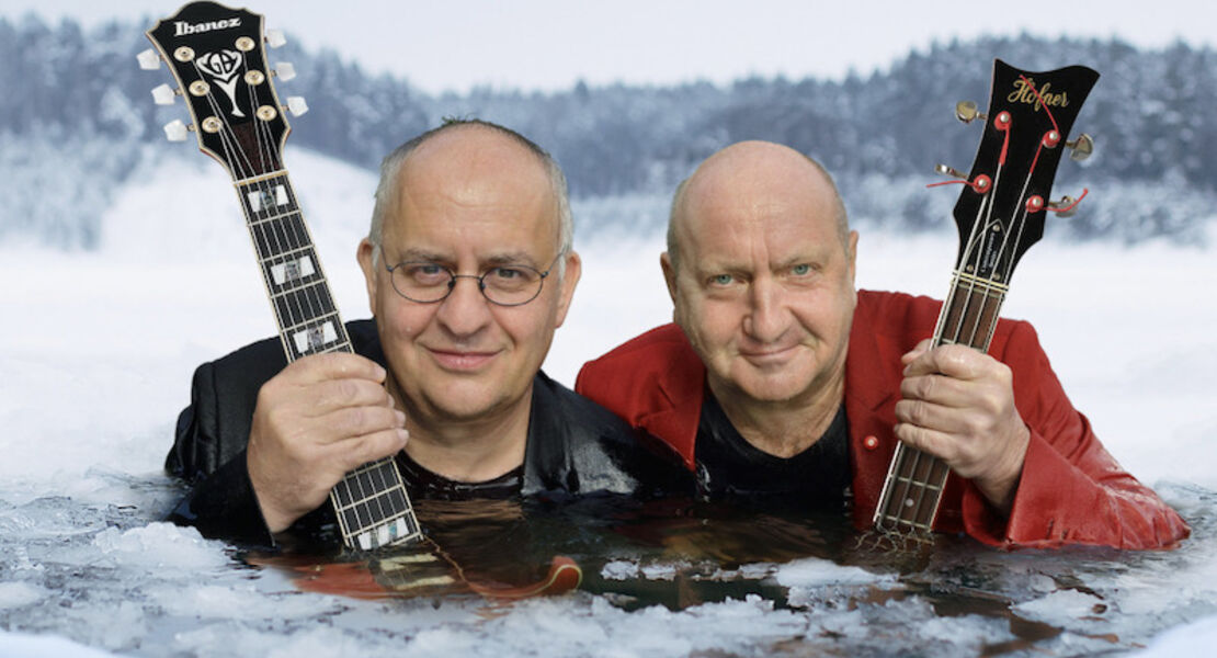 schwarze-grutze-ganz-dunnes-eis