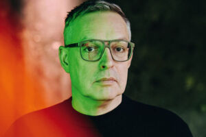 MARTIN NIEMEYER - ÜBERDACHT