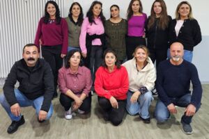 Bir kahkaha bir iç çekis, bir an... - Kulis Teatro