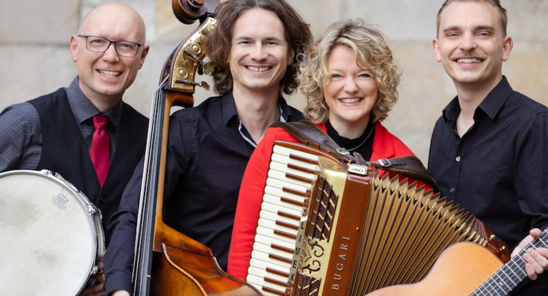 orchestra-mondo-tango-meets-gypsy-la-vie-boheme