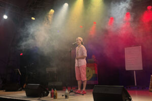 Queer Slam Berlin - Berlins queerster Poetry Slam geht raus!