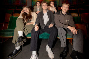 Deep in Moon HEATWAVE TOUR 2026