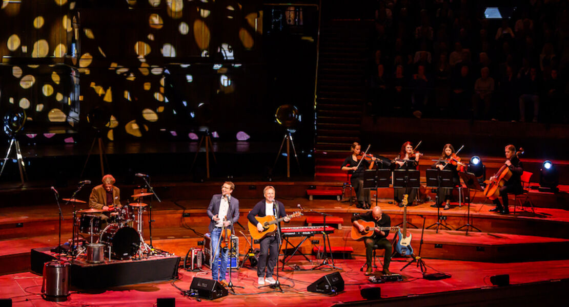 simon-garfunkel-revival-band-the-arcosonic-string-quartet-feelin-groovy-classix