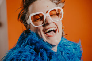 Kim Hoss lädt ein -  die Einsamen!