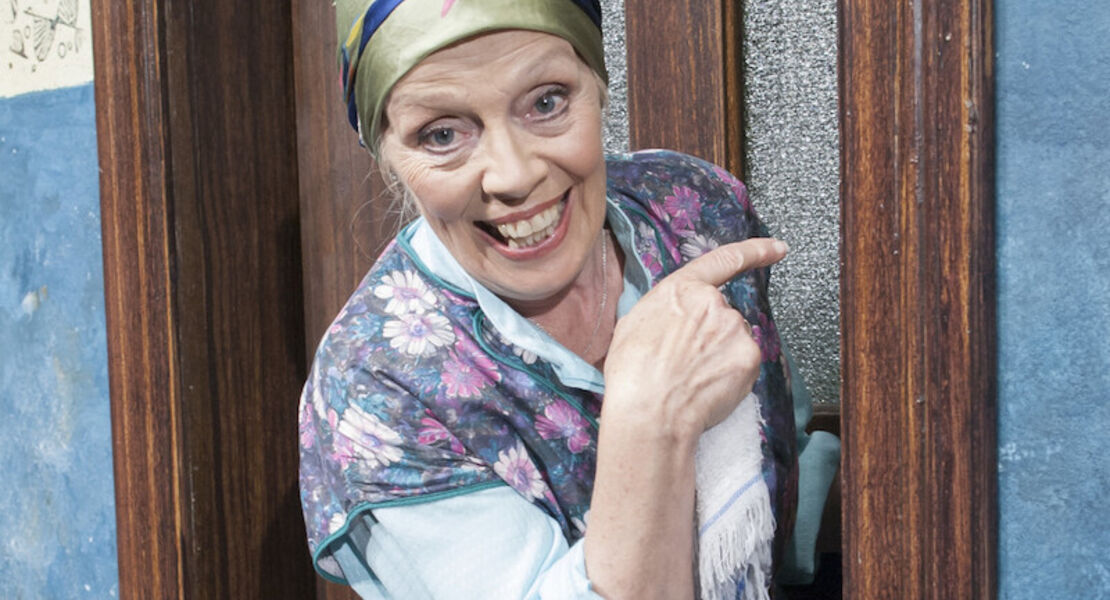 tratsch-im-treppenhaus