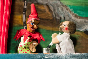 Bruckis Puppentheater - Kasper und die Schlapparme