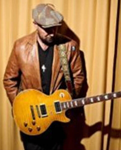 downtown-live-club-henrik-freischlader