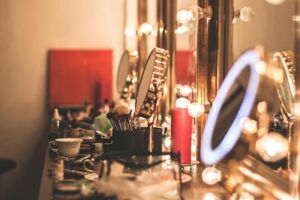 Schönheitssalon@Urania: 2025 sah krass aus  der große Jahresrückblick