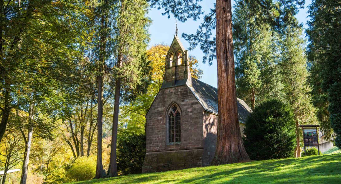 englische-kirche-im-kurpark
