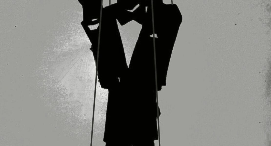 james-blond-goldenpussy