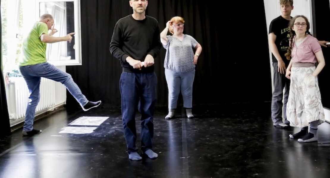 theater-miteinanders-zeigt-traumpartie-10-premiere