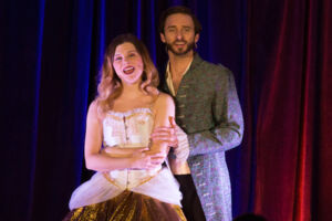 Weihnachts Musical Dinner Show - The Musical Sound of Christmas - neu erstrahlt