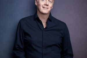 Lass die Kirche im Dorf - Comedy mit John Doyle