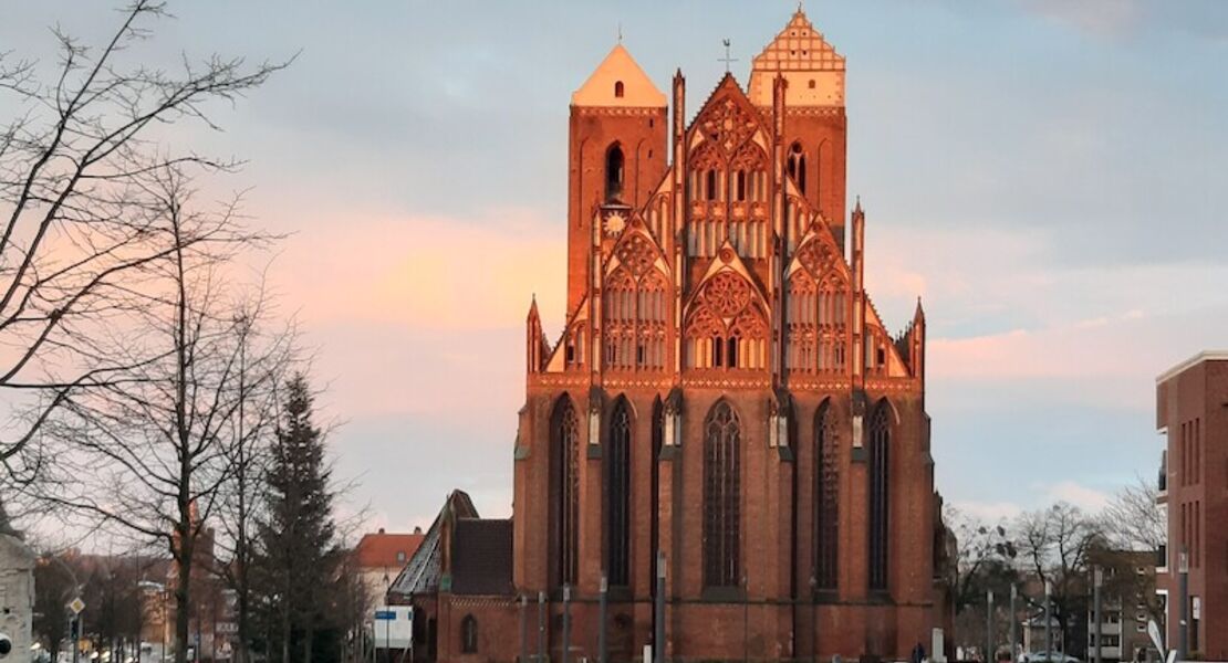 stadtrundgang-rauhnachte-und-silvesterbrauche-fuhrungen-zum-jahreswechsel