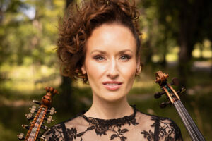 Ragnhild Hemsing (Violine & Hardangerfiedel)