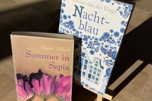 Bedazzle your Book - mach dein Lieblingsbuch zum Glanzstück