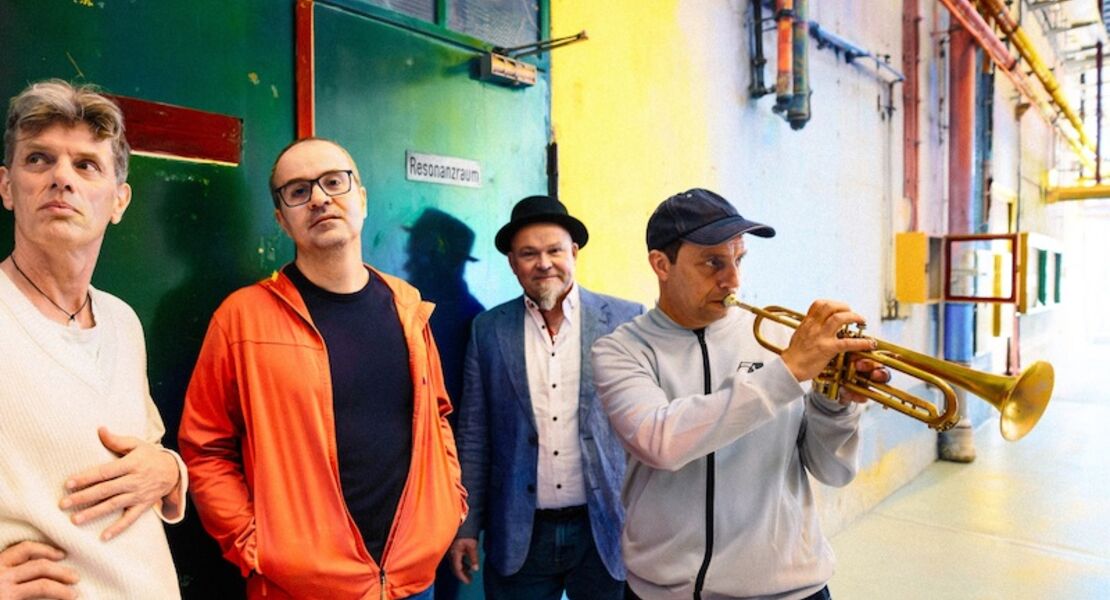 ella-louis-jazz-club-im-holzhausenschlosschen-joo-kraus-alchemy-60-jahre
