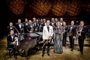 The World Famous GLENN MILLER ORCHESTRA