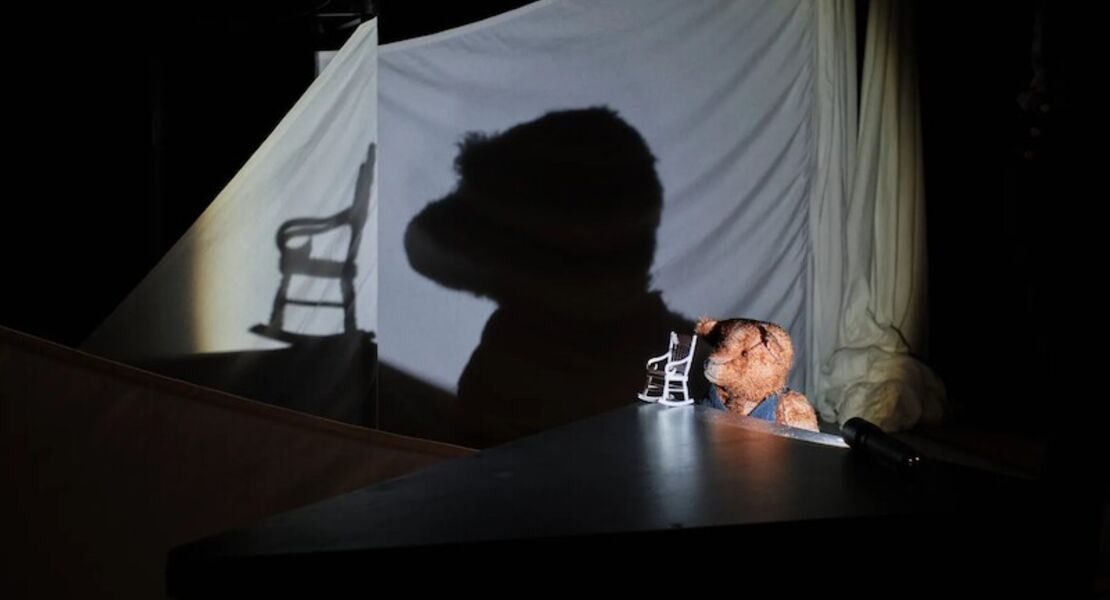 bar-ein-zeitzeuge-erzahlt-objekttheater-fur-kinder-ab-9-jahren