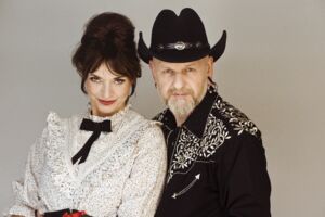 SCHWESTER CORDULA liebt Groschenromane: - Der Westernroman