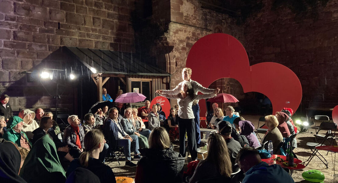 don-juan-datet-eva-moderne-musikkomodie-rund-um-zwischenmenschliche-begegnungen-und-liebe