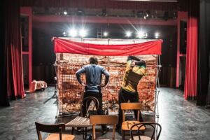 Erwachsenen Theater