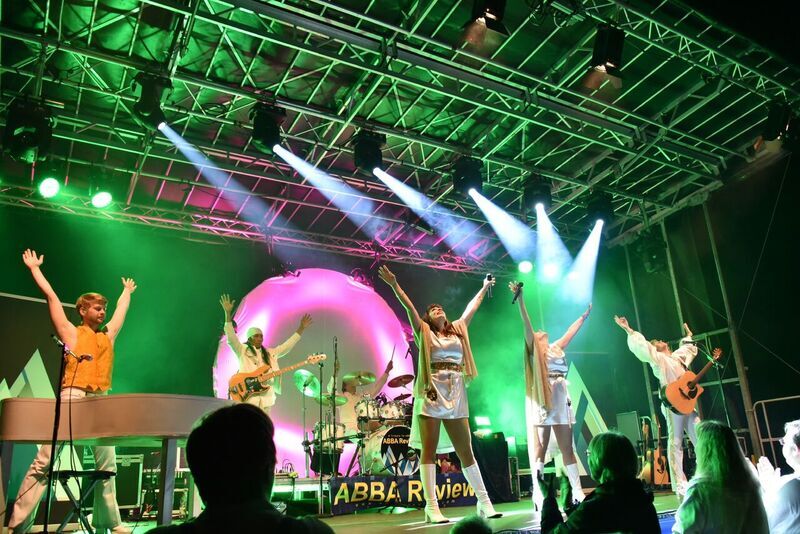 waterloo-the-abba-show-die-abba-show-mit-streichquartett
