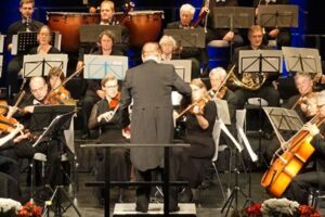 Muttertagskonzert - musikalische Leitung: Richard Kalahur