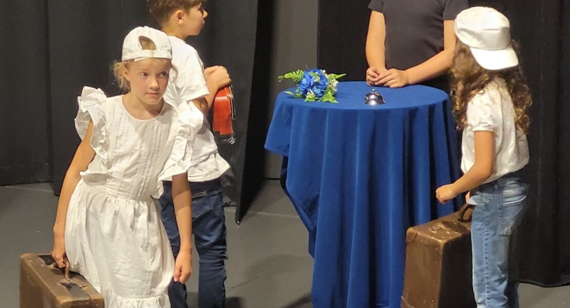 theater-aus-dem-bilderbuch-ab-6-jahren