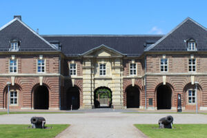 Rhein-Kultour: Wesel ahoi! Hinfahrt per Bus / Rückfahrt per Schiff - Tageskreuzfahrten 2026 - Entdecken