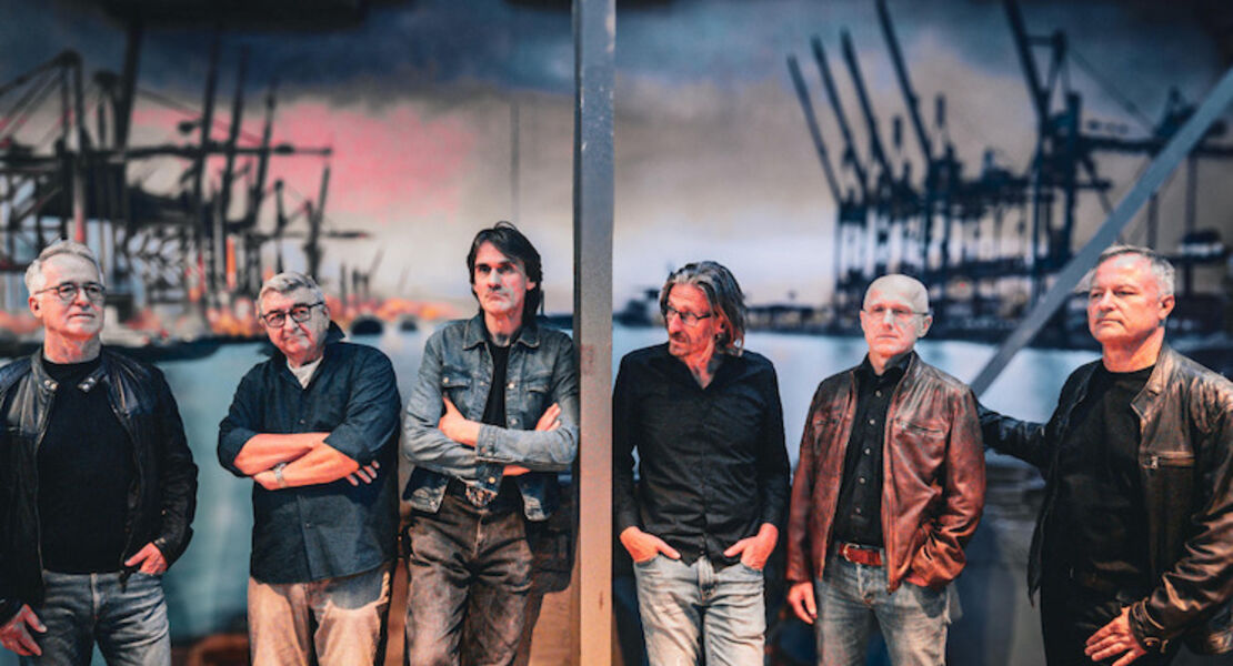 assfiddlejohnsons-afj-and-friends