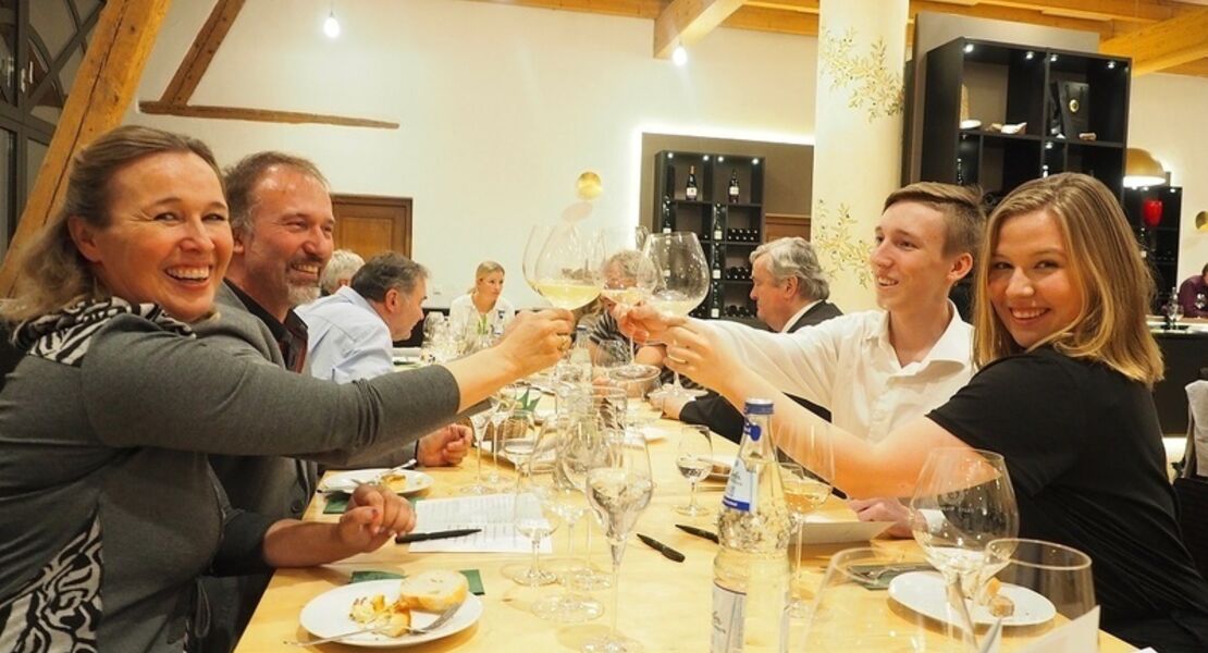 exklusiver-kulinarischer-weinabend-im-weingut-fritz-wassmer