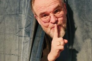 BLIND - Sechs Weine, sechs Runden, vier Sommeliers